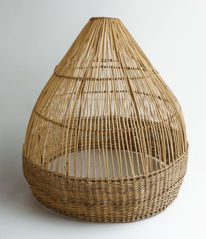 Tear drop weave bottom pendant light